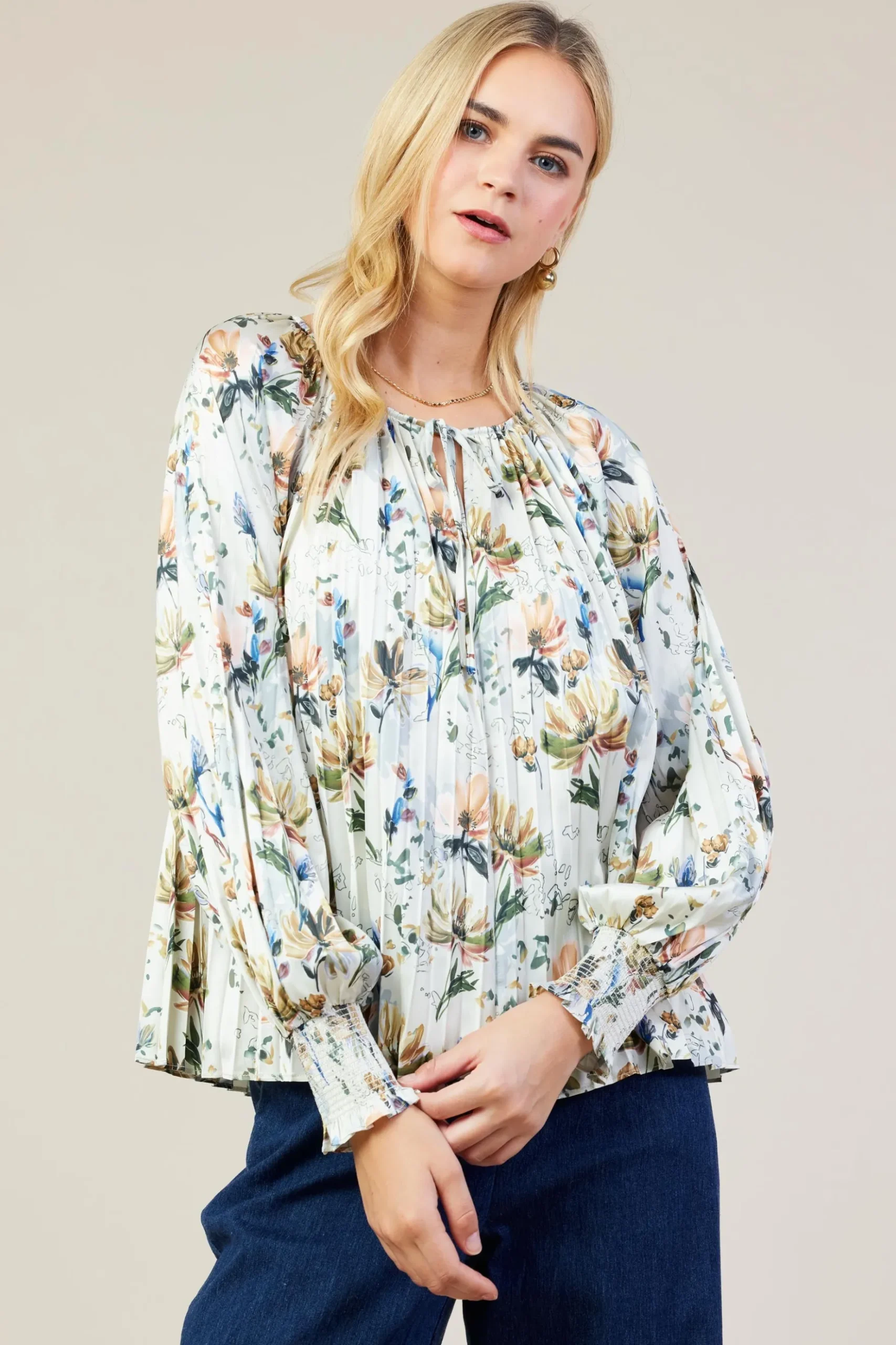 Amani Floral Print Pleated Blouse*SKIES ARE BLUE