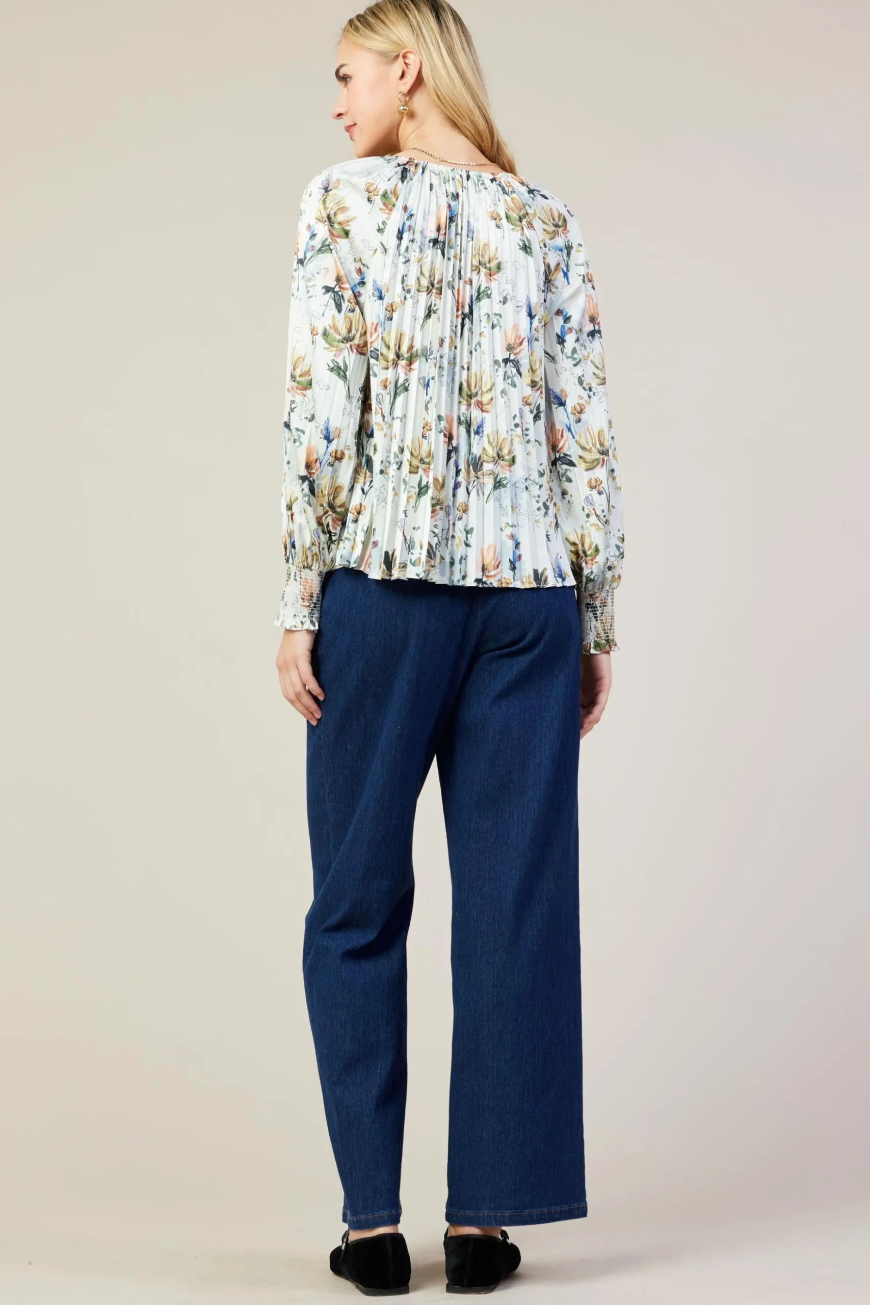 Amani Floral Print Pleated Blouse*SKIES ARE BLUE