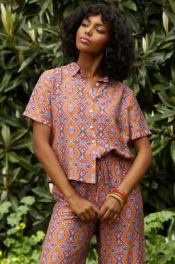 Aspen Print Short Sleeve Blouse*SKIES ARE BLUE