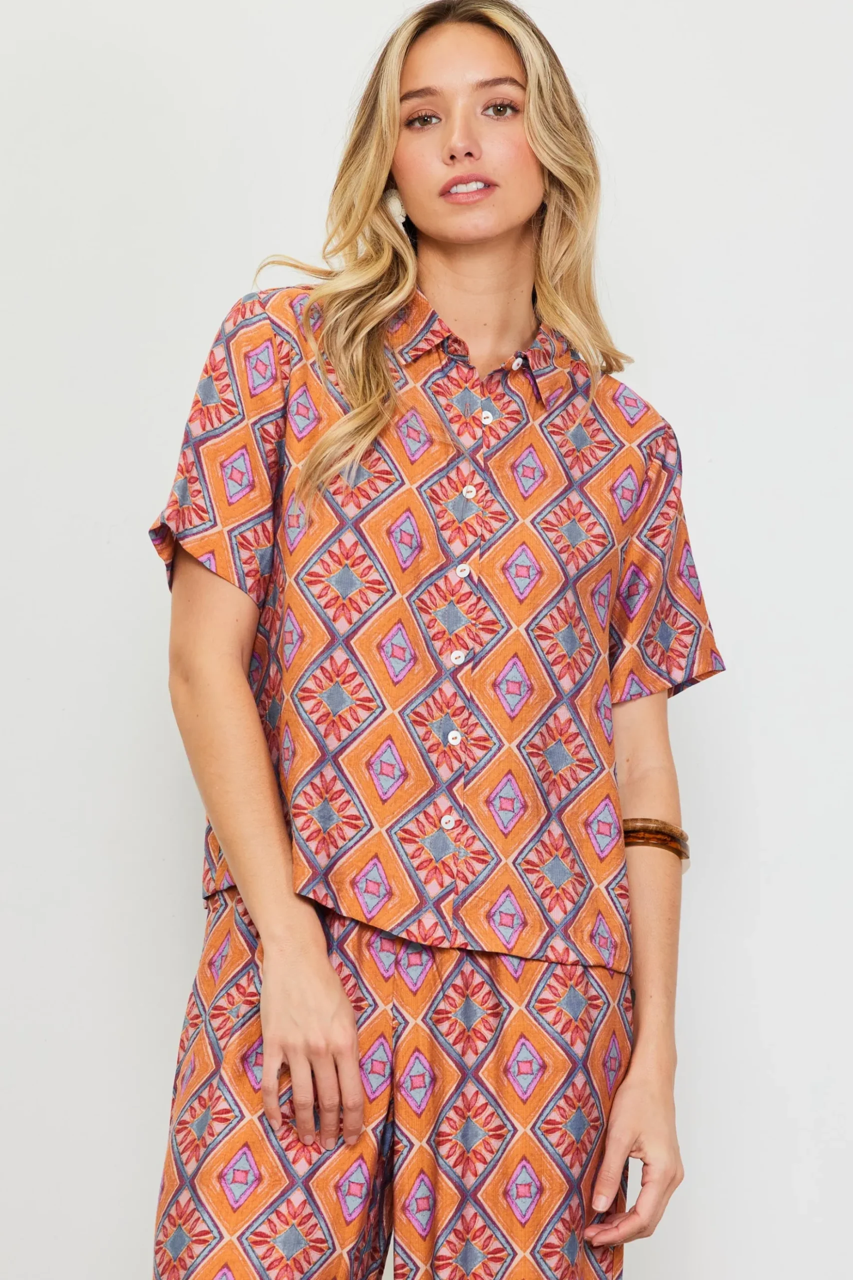 Aspen Print Short Sleeve Blouse*SKIES ARE BLUE