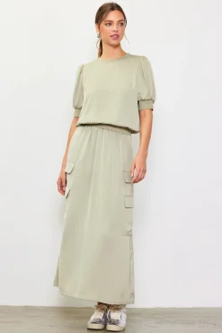 Bubble Sleeve Top*SKIES ARE BLUE