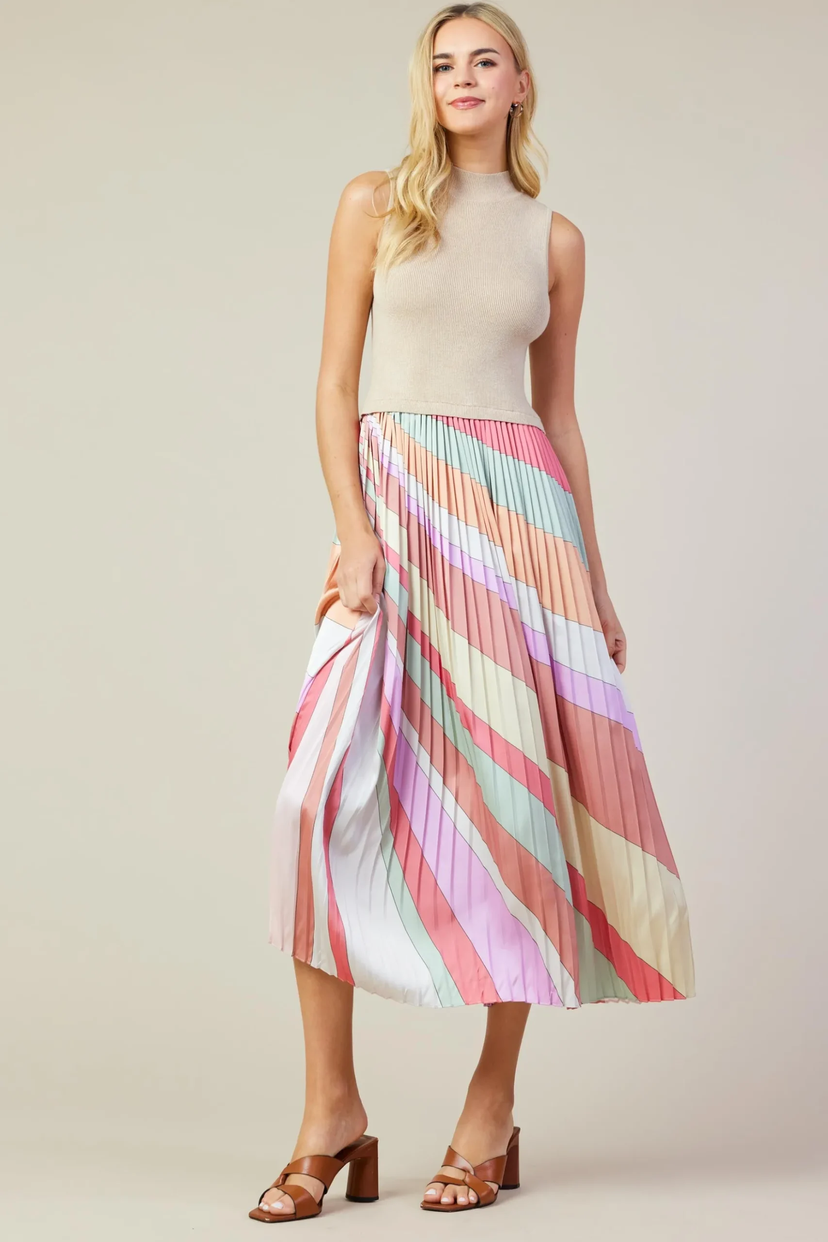 Carmine Print Mixed Media Pleated Midi Dress*SKIES ARE BLUE Online