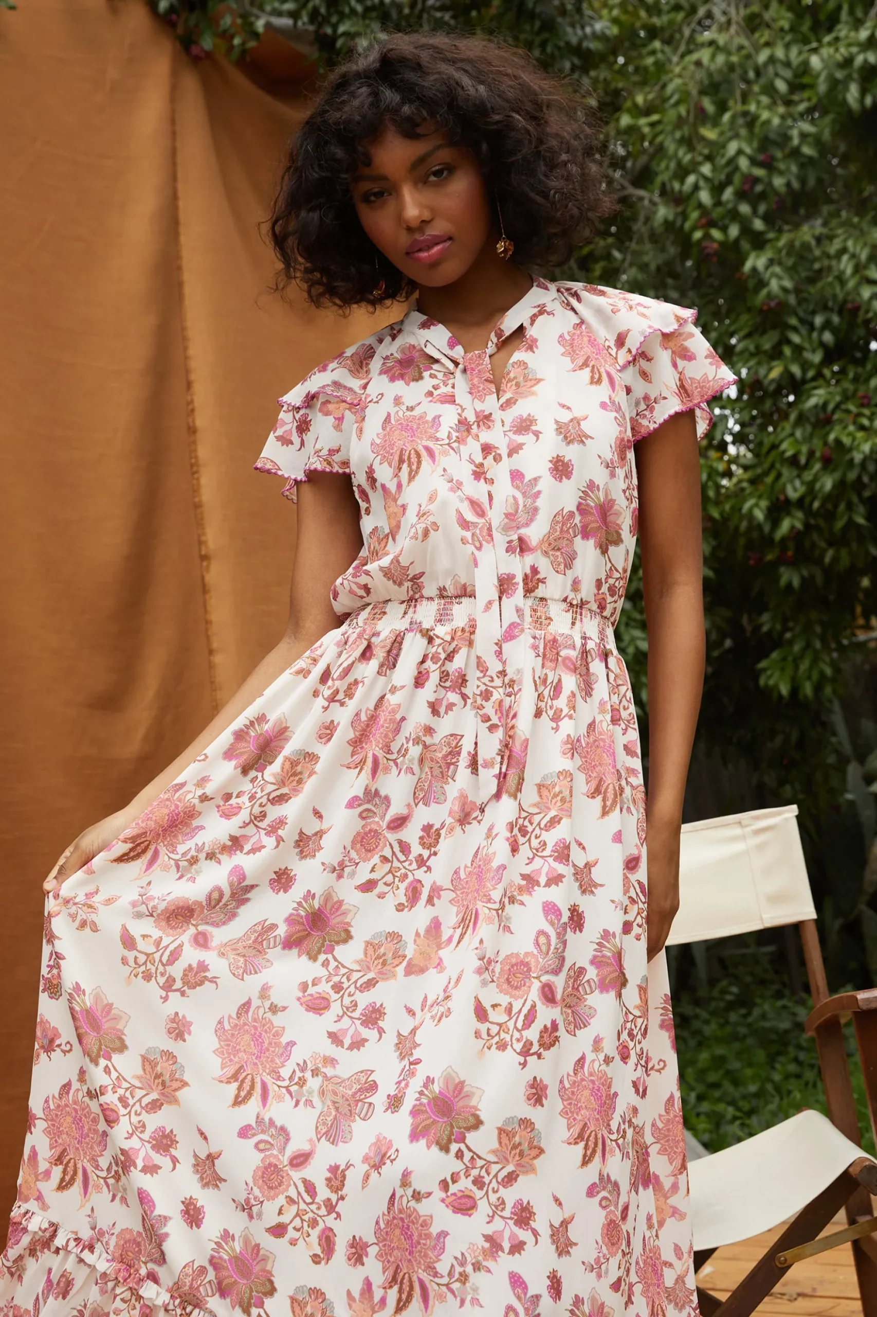 Ceres Floral Print Tie Neck Midi Dress*SKIES ARE BLUE New