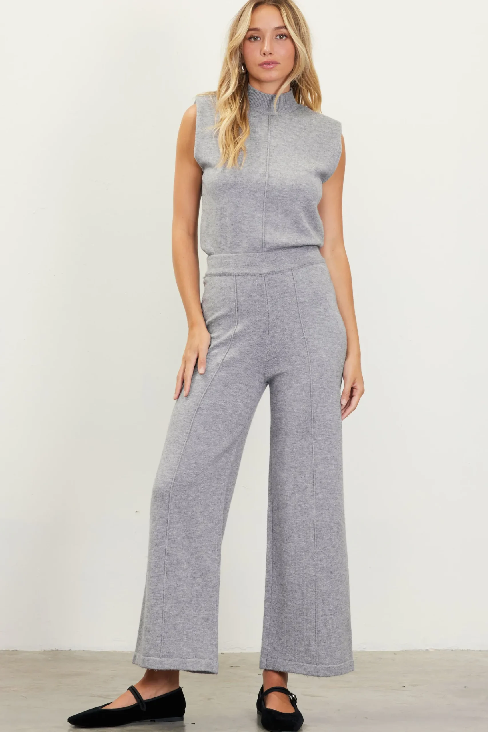 Cropped Knit Pants*SKIES ARE BLUE Sale