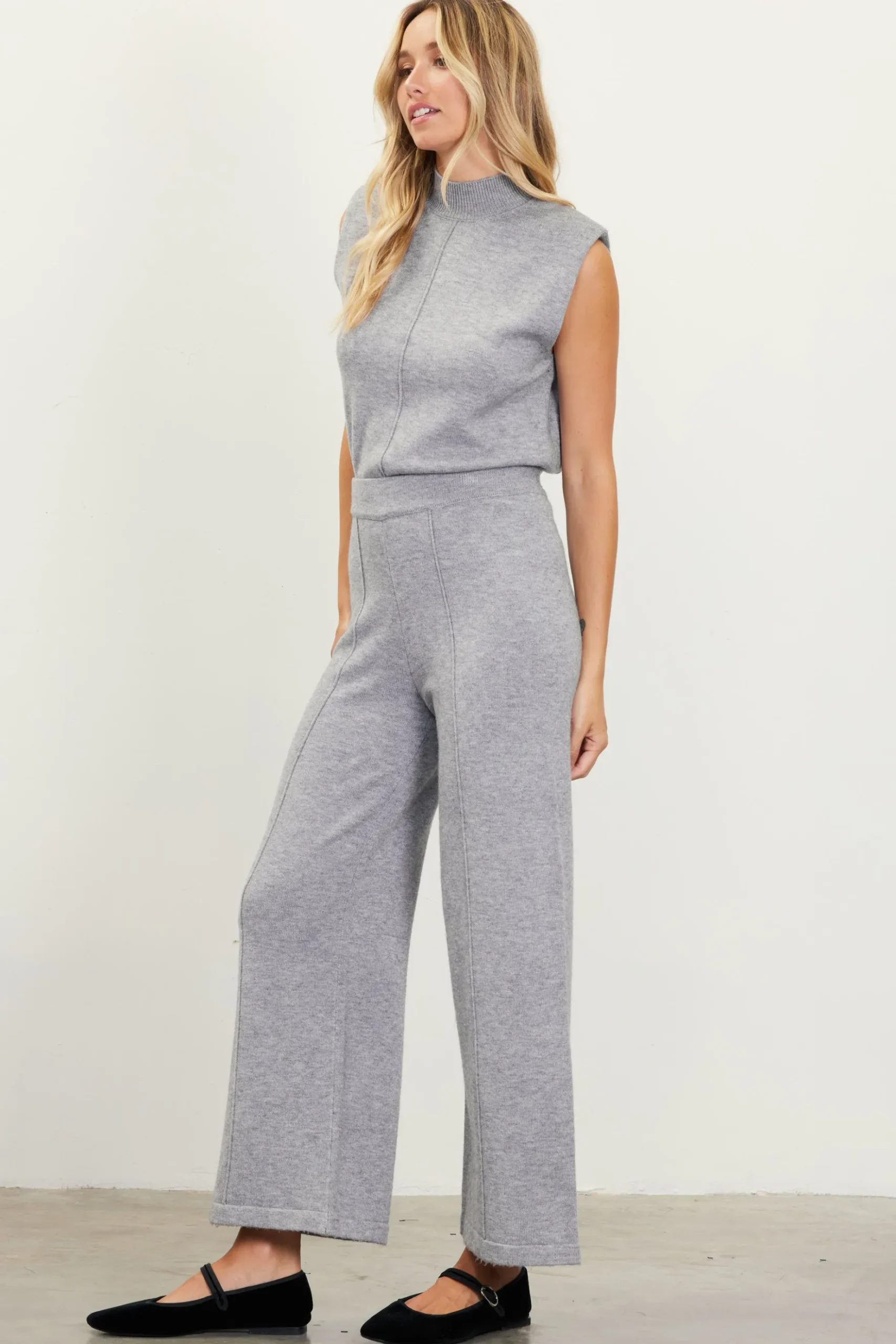 Cropped Knit Pants*SKIES ARE BLUE Sale