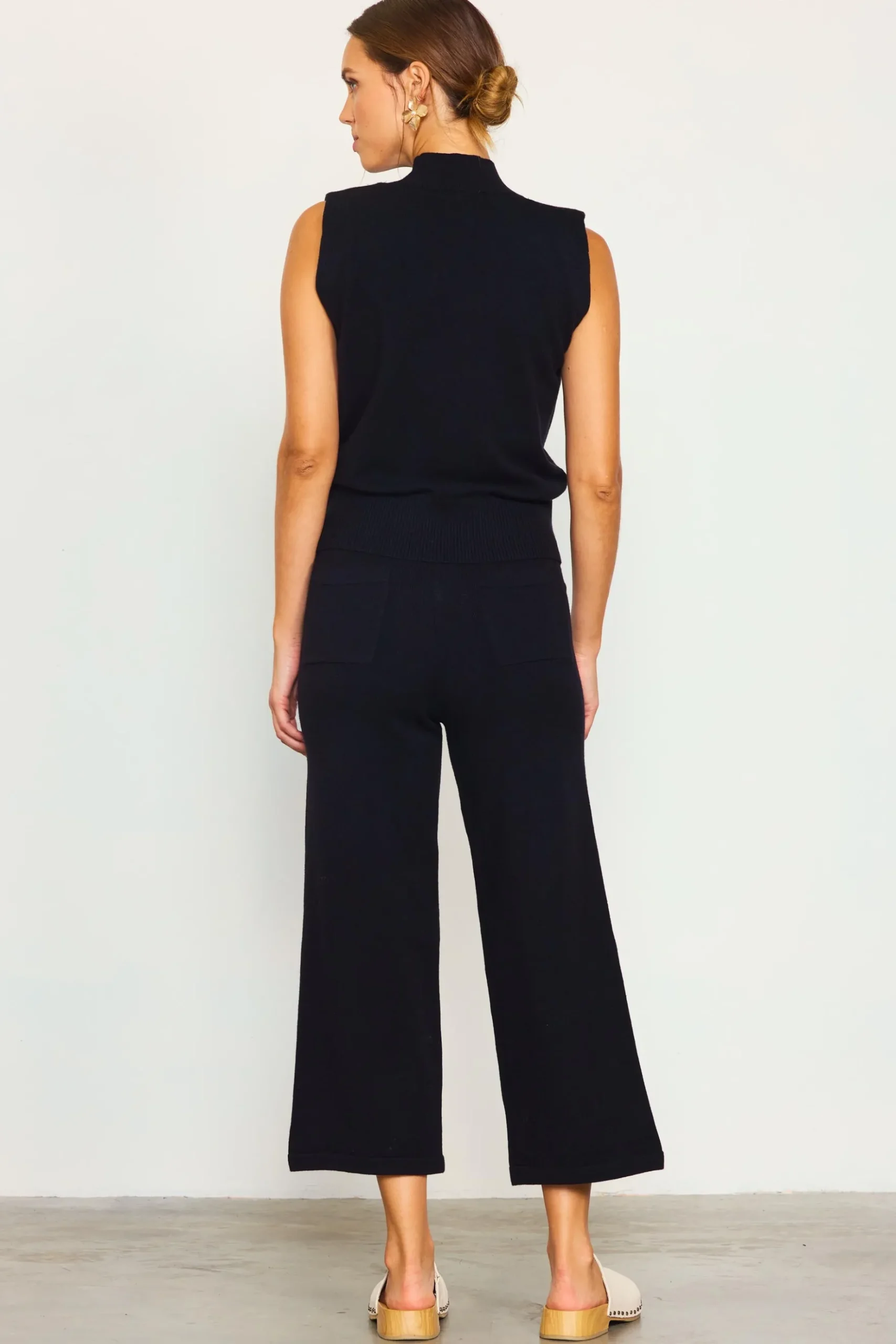 Cropped Knit Pants*SKIES ARE BLUE Sale