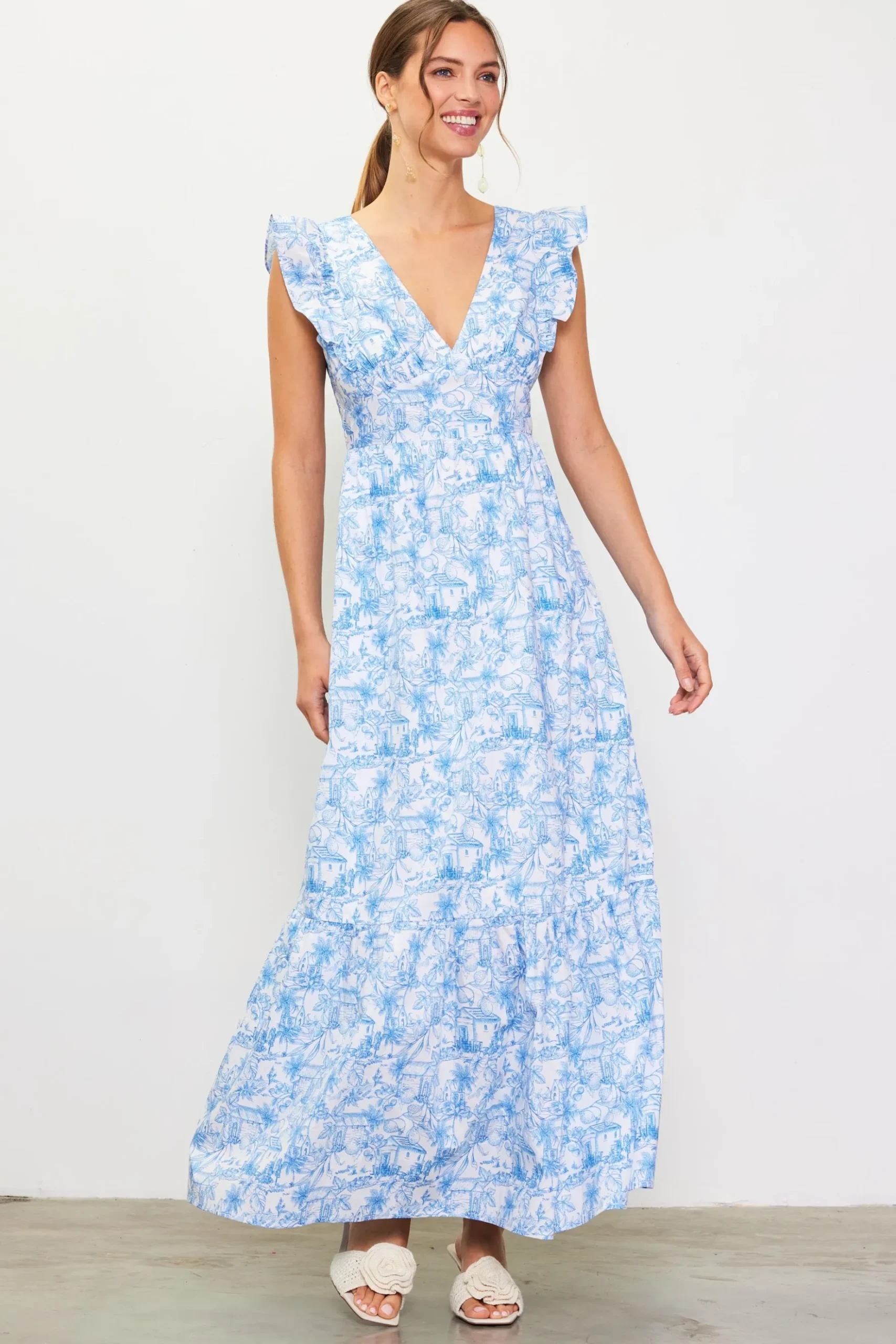 Daphne Floral Print Ruffled Maxi Dress*SKIES ARE BLUE Best