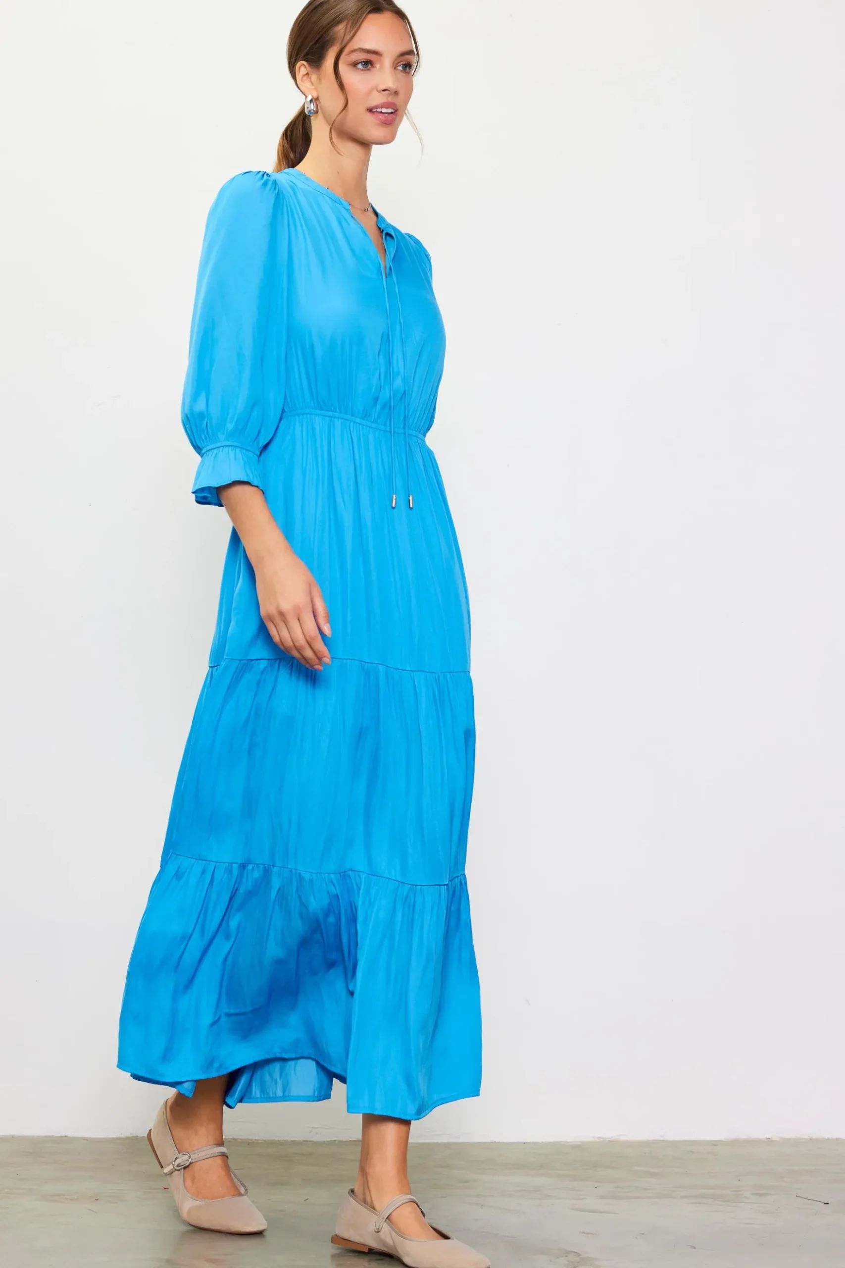 Emery Ruffle Tiered Maxi Dress*SKIES ARE BLUE Hot