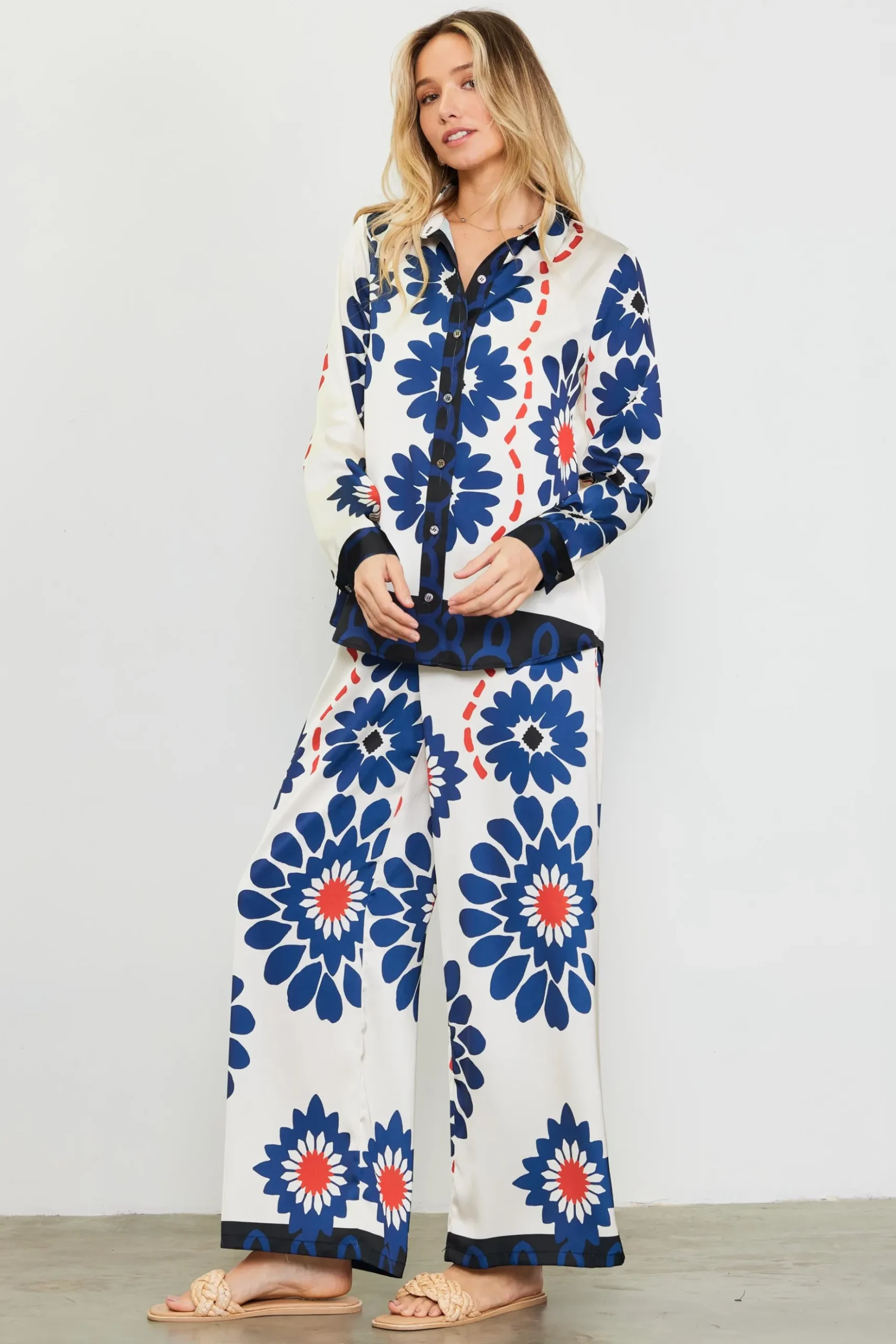 Floral Print Longsleeve Blouse*SKIES ARE BLUE Discount