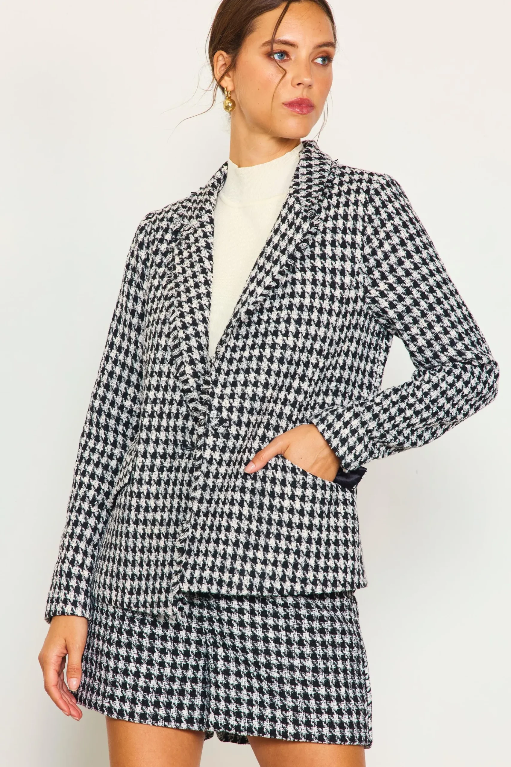 Fringed Houndstooth Blazer*SKIES ARE BLUE Sale