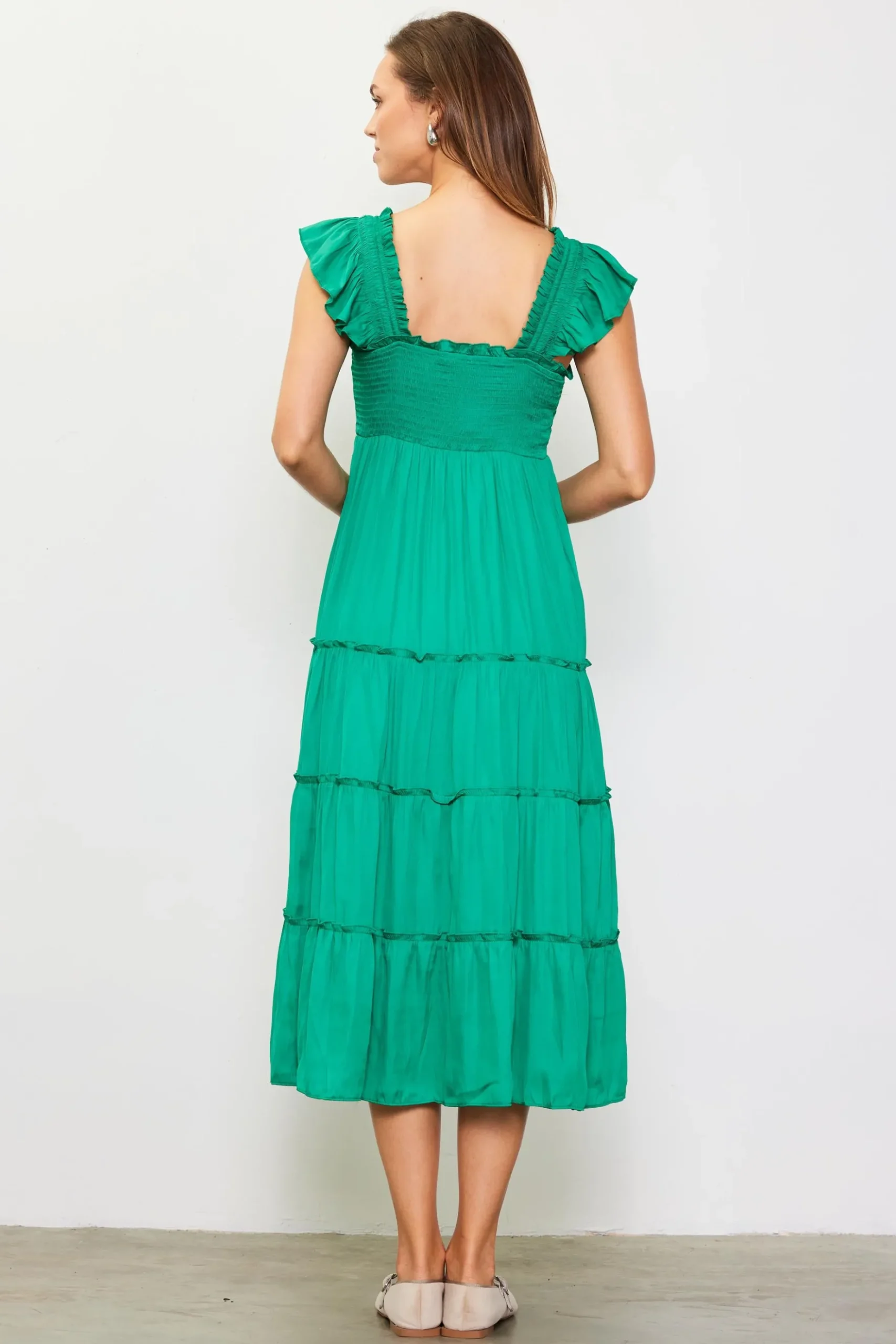 Hathaway Tiered Midi Dress*SKIES ARE BLUE
