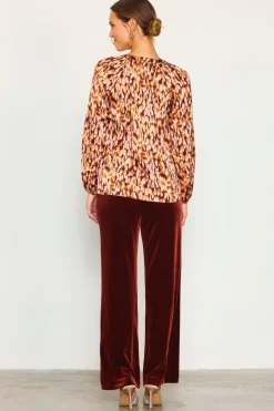 Leopard Print Longsleeve Blouse*SKIES ARE BLUE