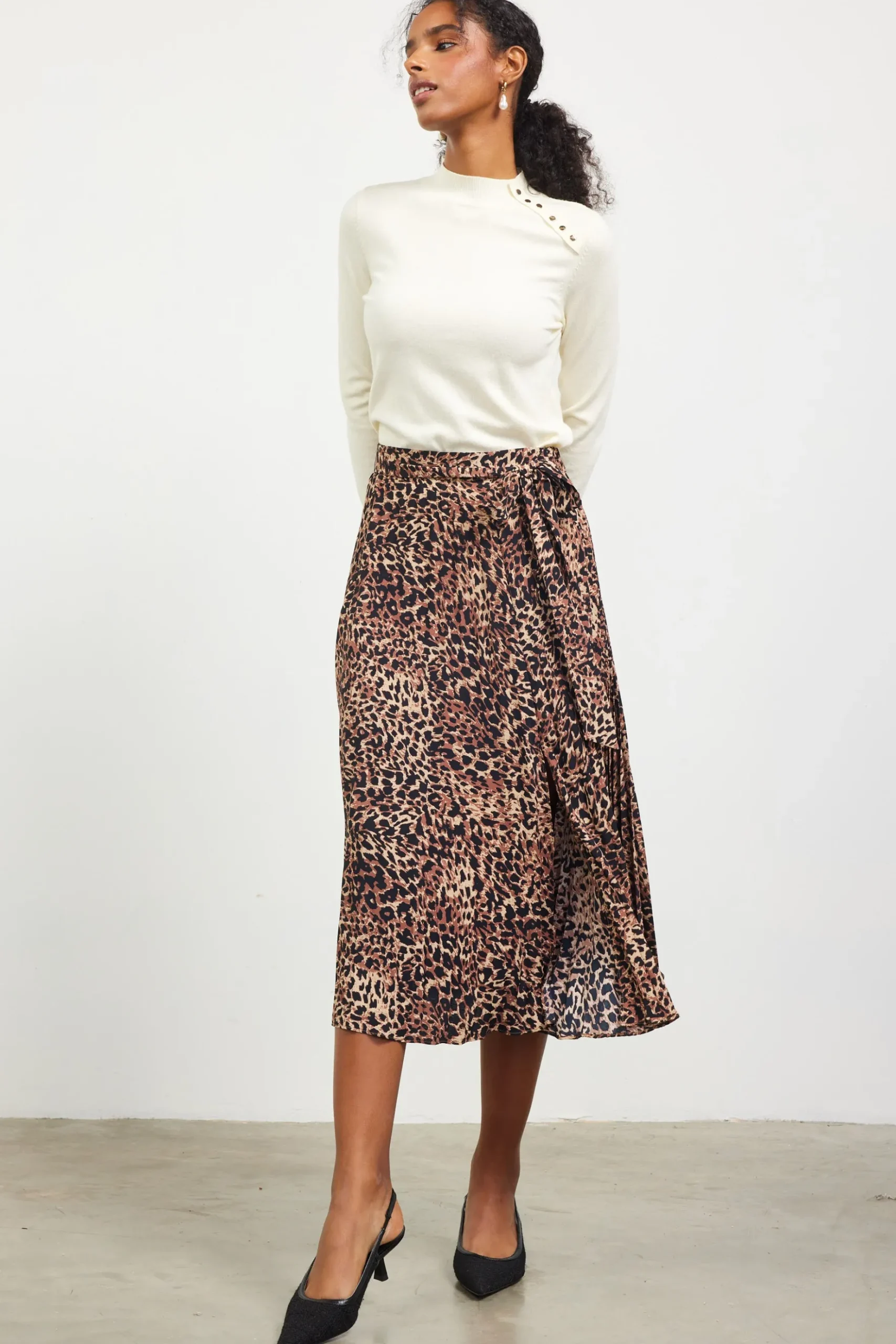 Leopard Print Pleated Midi Skirt*SKIES ARE BLUE Outlet