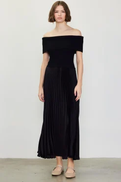 Off Shoulder Mixed Media Pleated Dress*SKIES ARE BLUE New