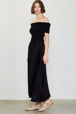 Off Shoulder Mixed Media Pleated Dress*SKIES ARE BLUE New
