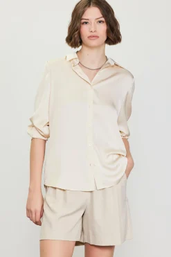 Recycled Classic Button Down Top*SKIES ARE BLUE Outlet