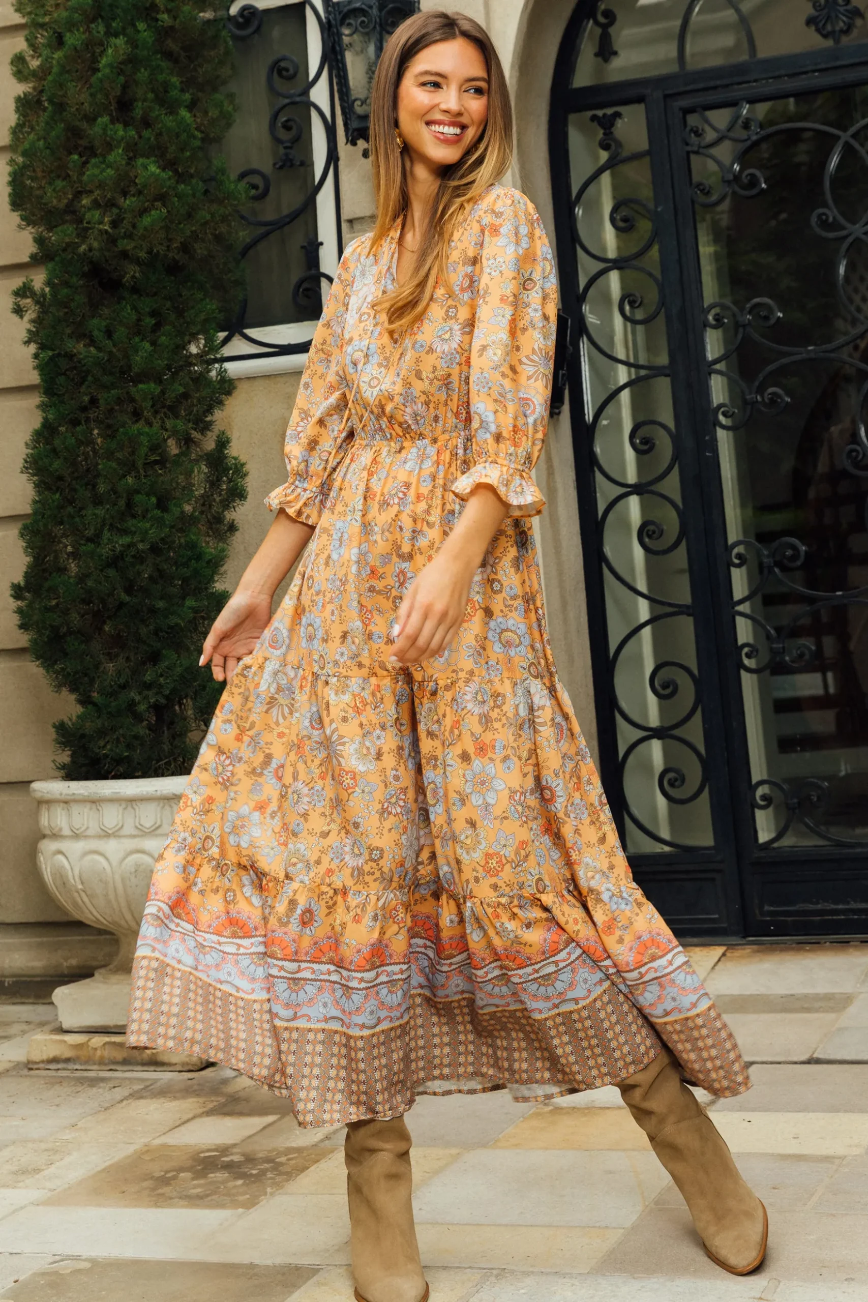 Retro Floral Motif Maxi Dress*SKIES ARE BLUE Sale