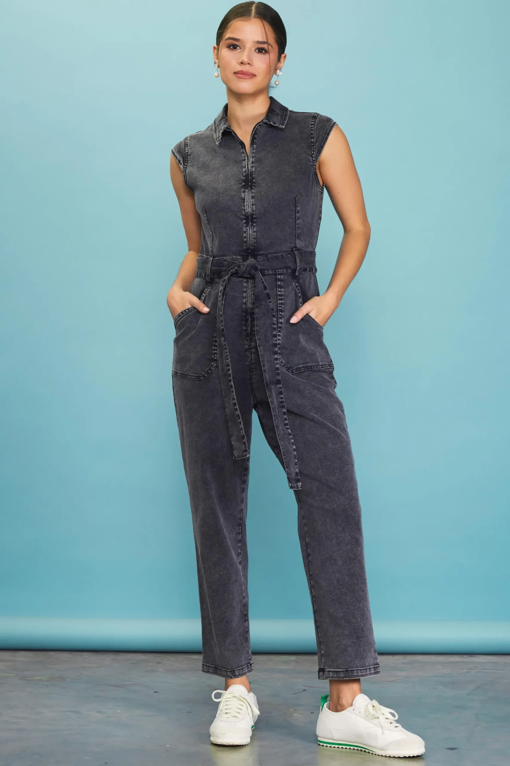 Sleeveless Washed Denim Jumpsuit*SKIES ARE BLUE Hot