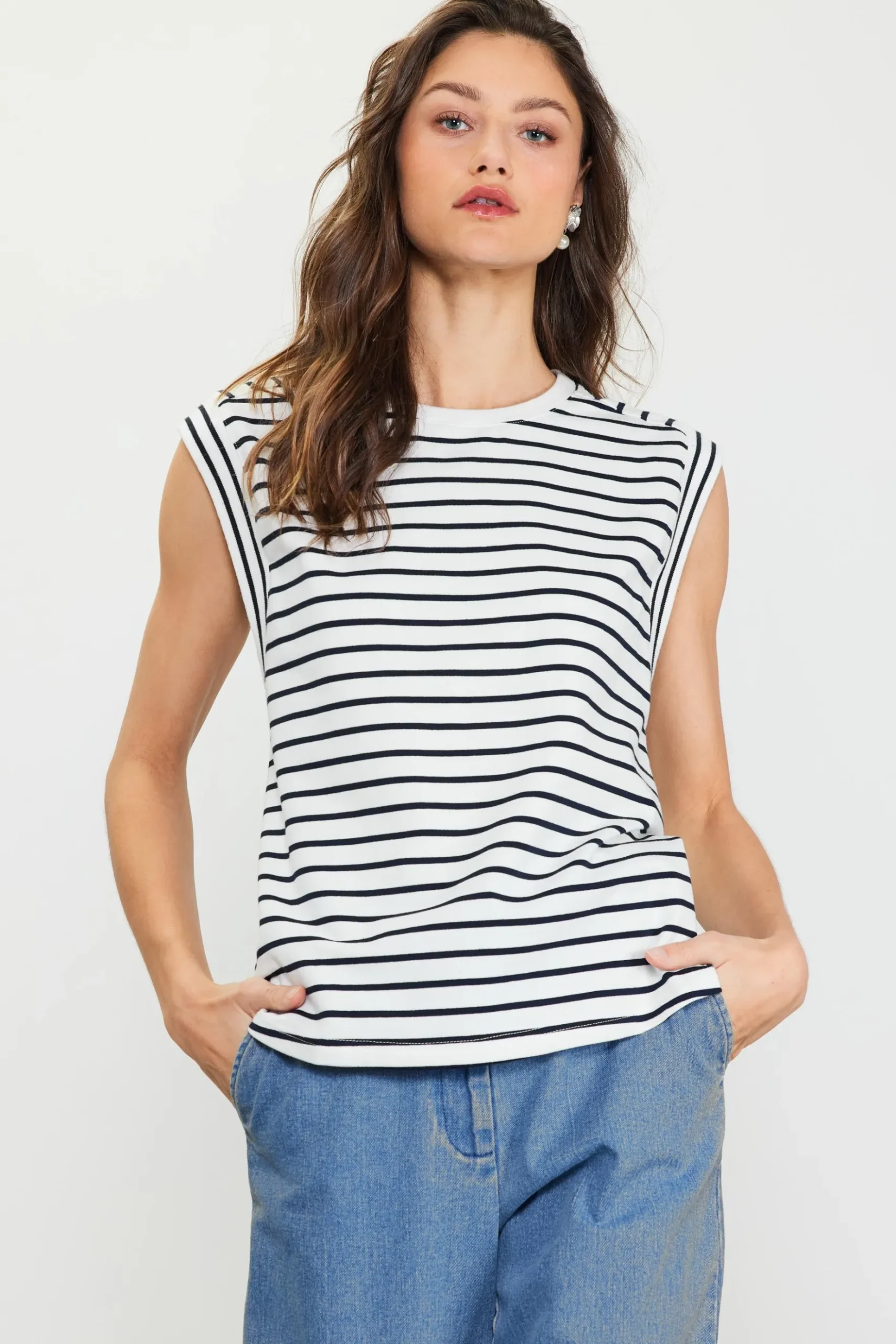Striped Sleeveless Rib Top*SKIES ARE BLUE Best