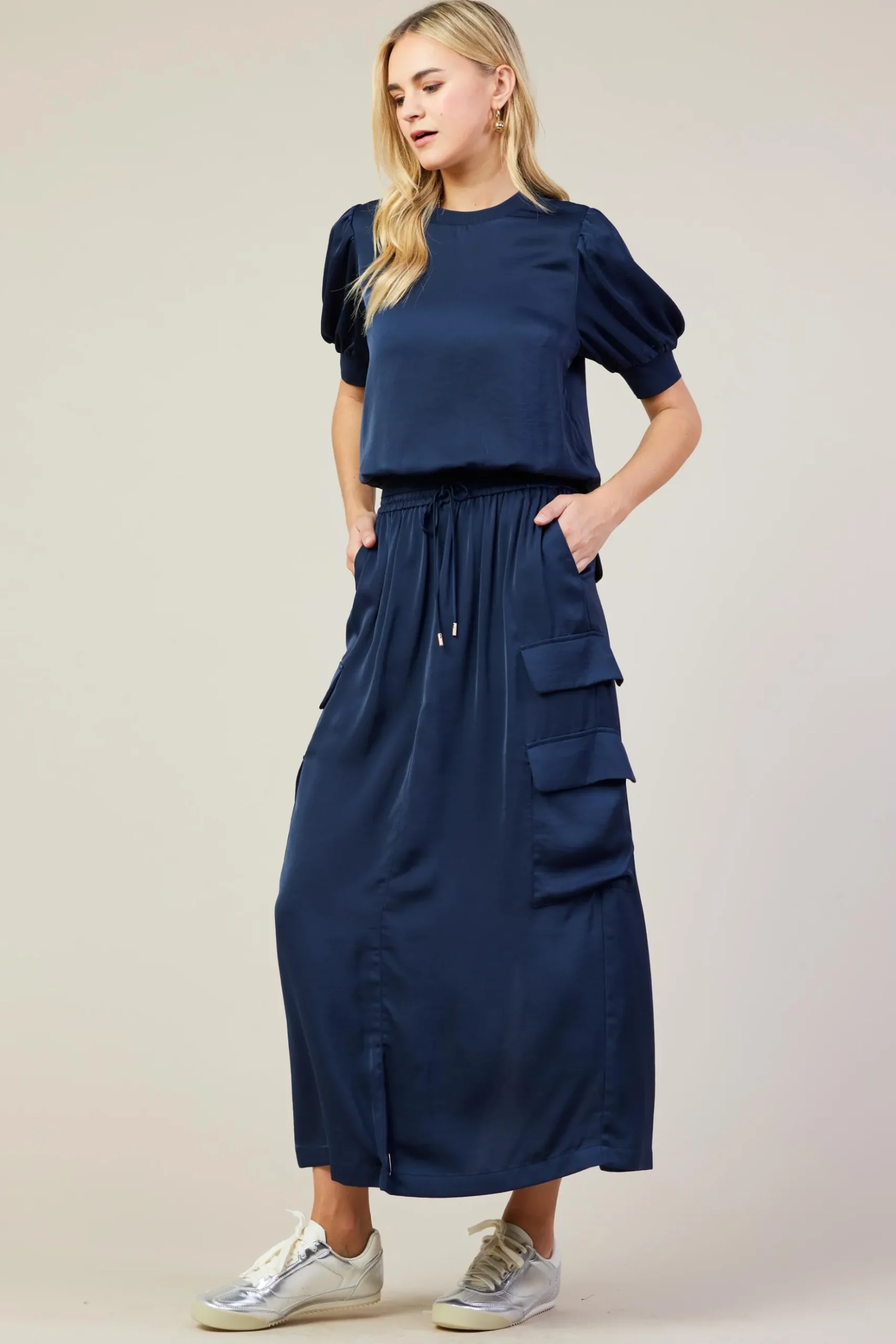 Utility Cargo Pocket Midi Skirt*SKIES ARE BLUE Hot