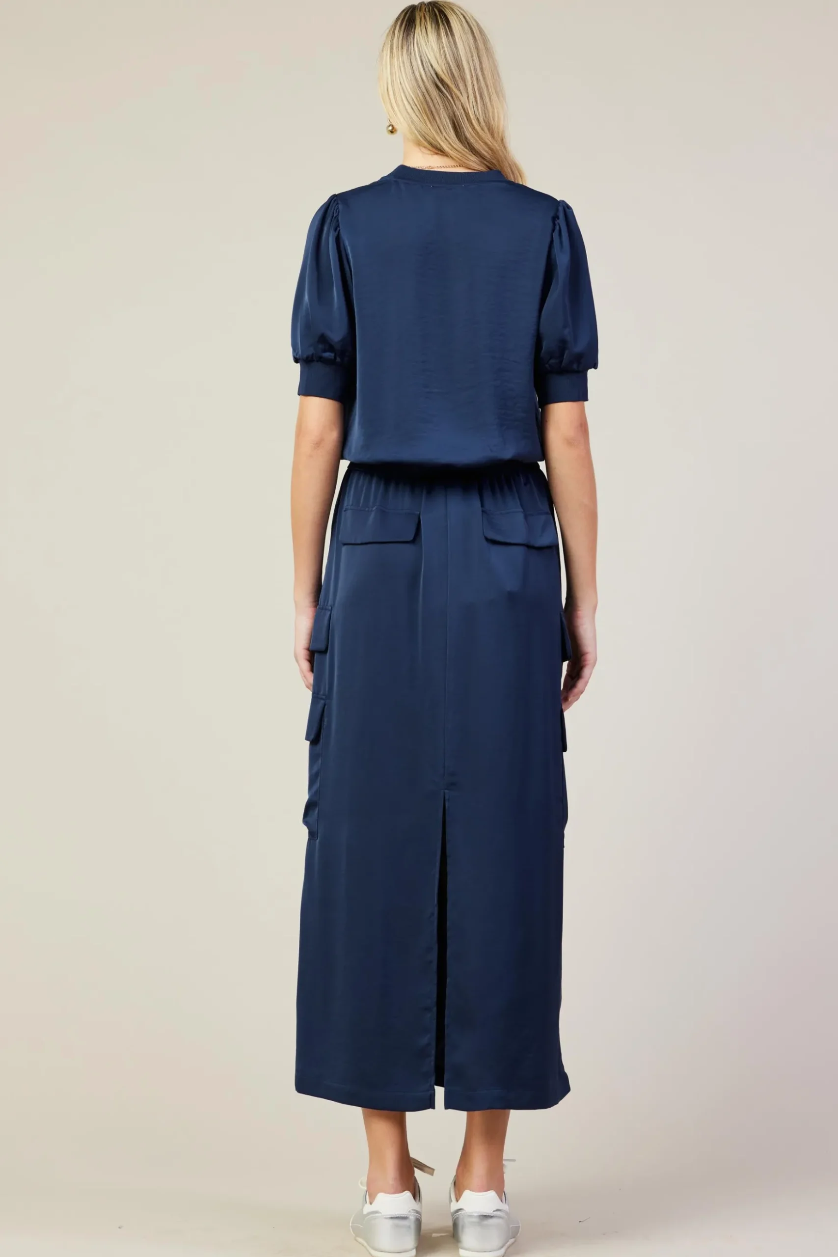 Utility Cargo Pocket Midi Skirt*SKIES ARE BLUE Hot