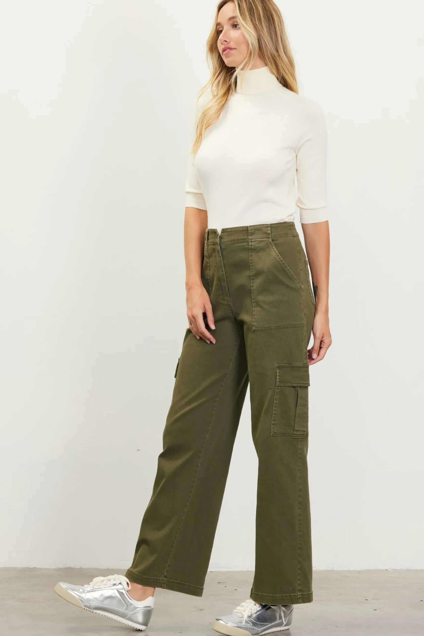 Utility Straight Leg Pants*SKIES ARE BLUE Outlet